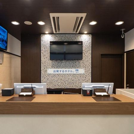 Toyoko Inn Tokyo Eki Yaesu Kita Guchi מראה חיצוני תמונה